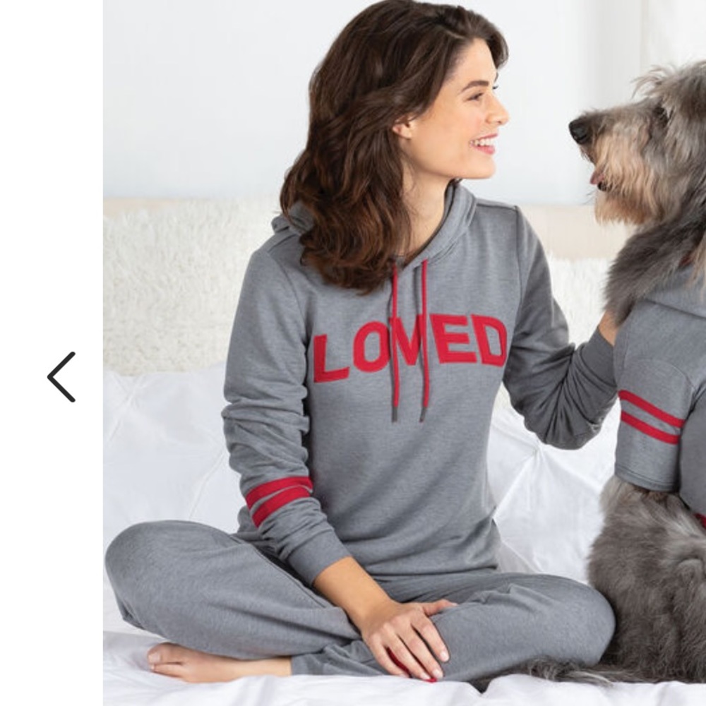 Valentines love sweatsuit